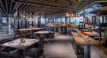 DoubleTree by Hilton Putrajaya Lakeside