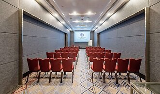 DoubleTree by Hilton Putrajaya Lakeside
