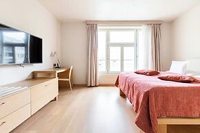 Roset Hotel & Residence