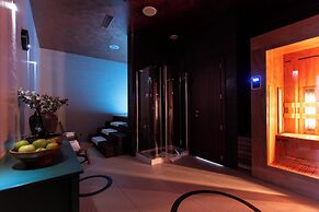 Roset Hotel & Residence