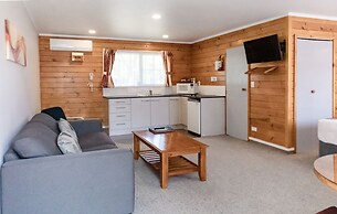 Tudor Park Motel