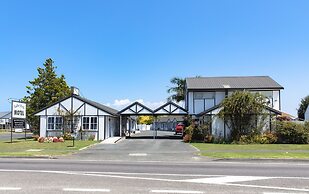 Tudor Park Motel