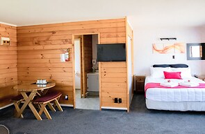 Tudor Park Motel