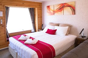 Tudor Park Motel