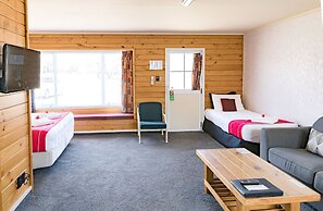 Tudor Park Motel