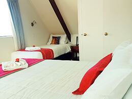 Tudor Park Motel
