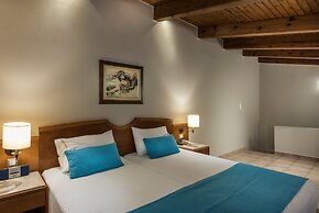 Elotis Suites