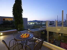 Elotis Suites