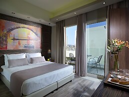 Elotis Suites