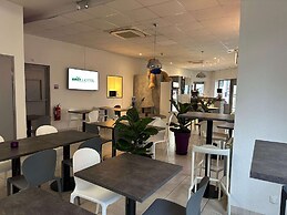 BRIT HOTEL CONFORT NEVERS Centre Gare