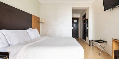 Hotel De La Corniche