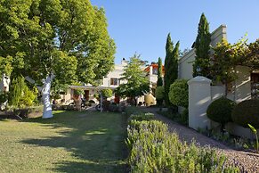 Cultivar Guest Lodge