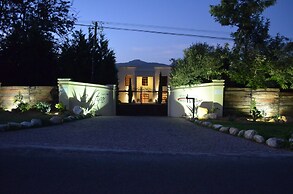 Cultivar Guest Lodge
