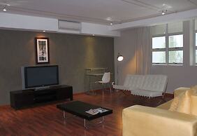 Circa On The Square Hotel