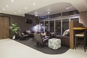 Circa On The Square Hotel