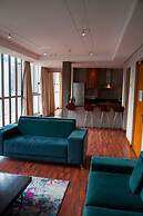 Circa On The Square Hotel