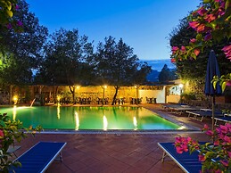 Hotel Cleopatra