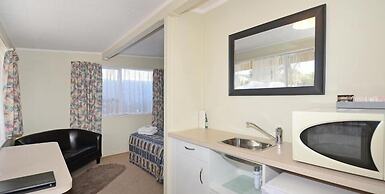 Trentham Motel