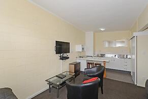 Trentham Motel