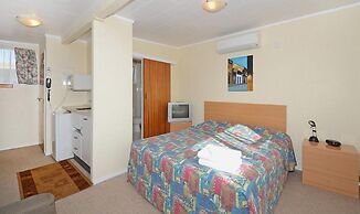 Trentham Motel