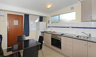 Trentham Motel