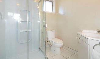 Trentham Motel