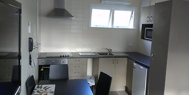 Trentham Motel