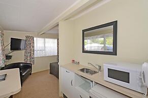 Trentham Motel