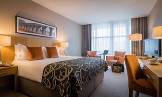 Clayton Hotel Dublin Airport
