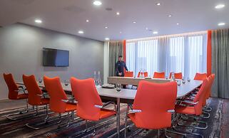 Clayton Hotel Dublin Airport