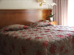 Hotel Diana