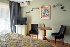 Hotel Diana