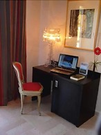 Hotel Diana