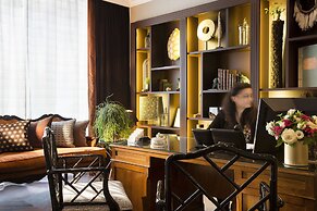Hotel Monge