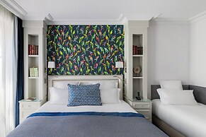 Hotel Monge