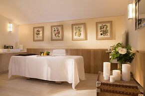 Hotel Monge
