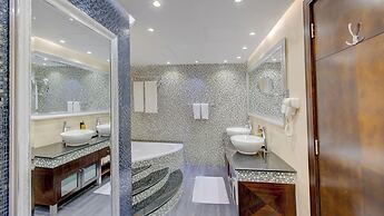 Donatello Hotel