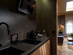 City Park Hotel & Residence
