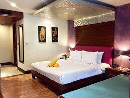 Weekender Resort