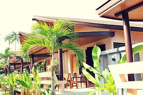 Weekender Resort