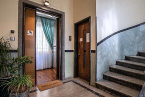 Merulana Inn Guest House