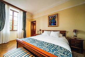 Hotel Kazbek