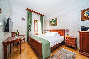 Hotel Kazbek