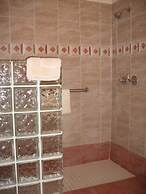 Coco Plum Inn