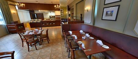 Coach House Hotel & Spa