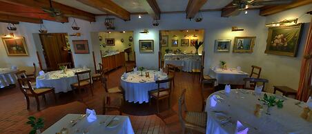 Coach House Hotel & Spa
