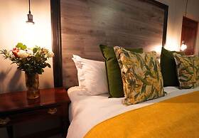 Coach House Hotel & Spa