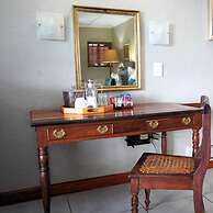 Coach House Hotel & Spa