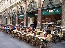B-aparthotel Grand Place