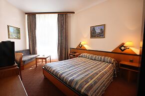 Hotel Kazakhstan